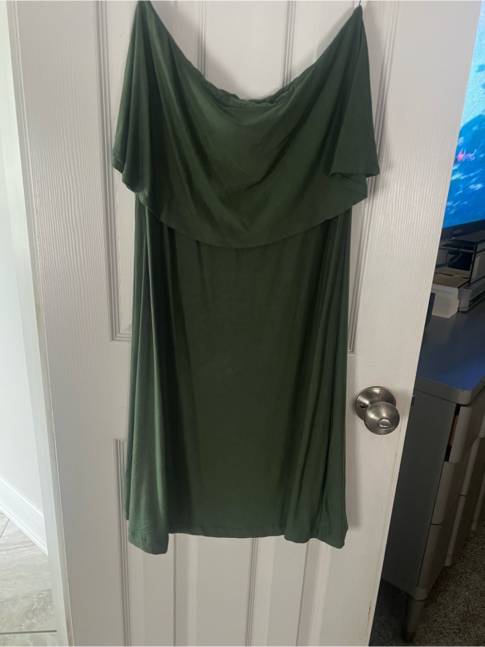 Helen Jon Off-Shoulder Dark Green Women’s Dress!